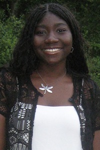 Headshot of Bobbylynne Zinnah