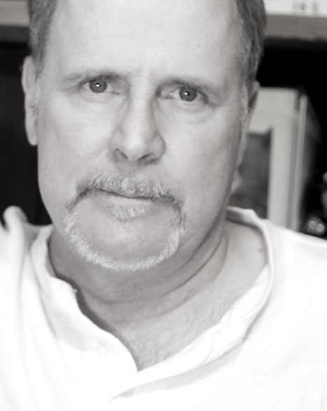 Tom Kiefer Photograph of artist Tom Kiefer